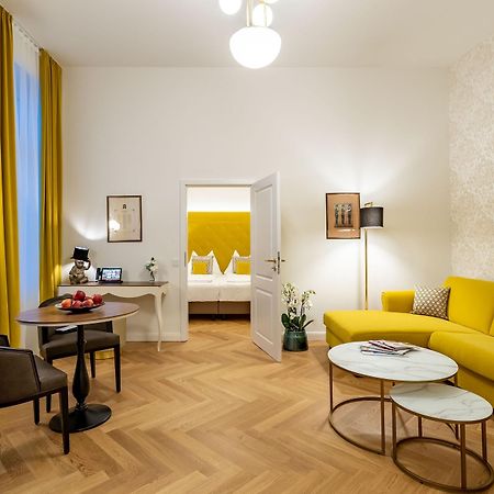 Theaterhotel & Suites Wien Εξωτερικό φωτογραφία